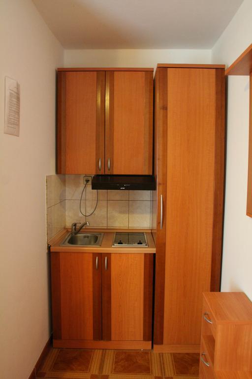 Apartments Tonimir 沃迪切 客房 照片