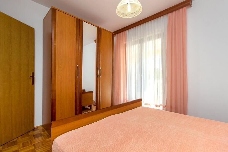 Apartments Tonimir 沃迪切 外观 照片